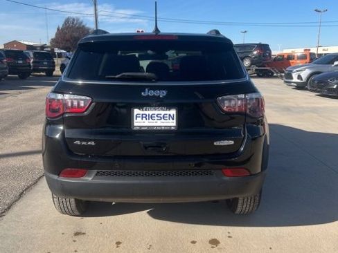 Used 2018 Jeep Compass Latitude w/ Popular Equipment Group image 7