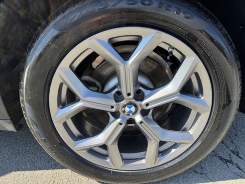 Used 2025 BMW X4 xDrive30i AWD/4WD image 11