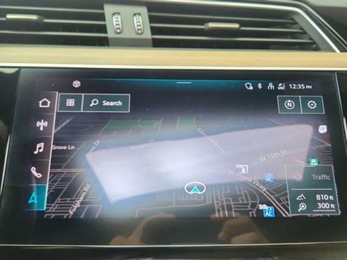 Used 2024 Audi Q8 e-tron Premium Plus w/ Premium Plus Package image 45