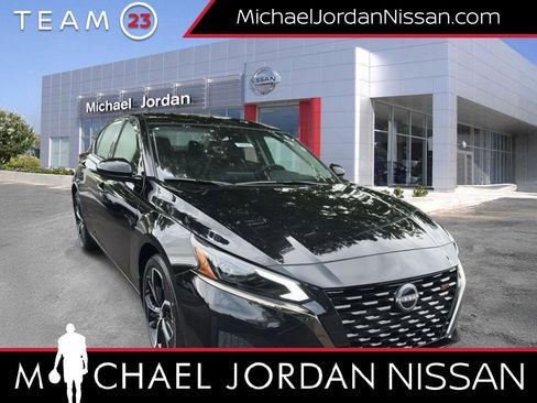 New 2025 Nissan Altima 2.5 SR image 1