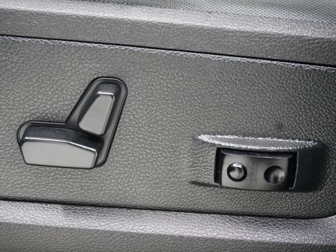 Used 2018 RAM 1500 Lone Star RWD image 14