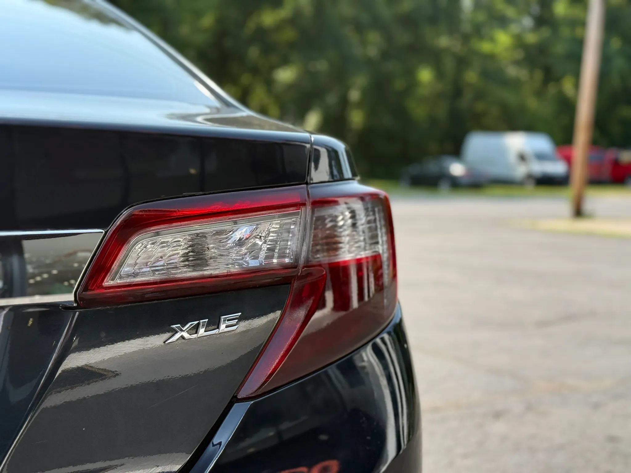 Used 2014 Toyota Camry XLE w/ Convenience Package FWD image 42