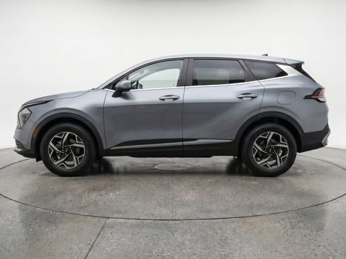 Used 2025 Kia Sportage LX FWD image 5