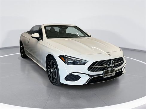 Certified 2024 Mercedes-Benz CLE 300 4MATIC Cabriolet image 3