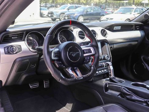 Used 2019 Ford Mustang GT Premium RWD image 17