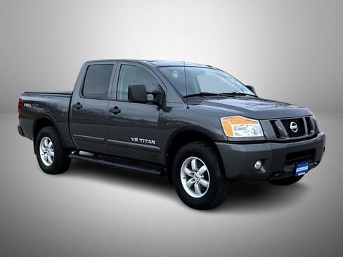 Used 2011 Nissan Titan PRO-4X w/ Pro-4x Premium Utility Pkg image 3