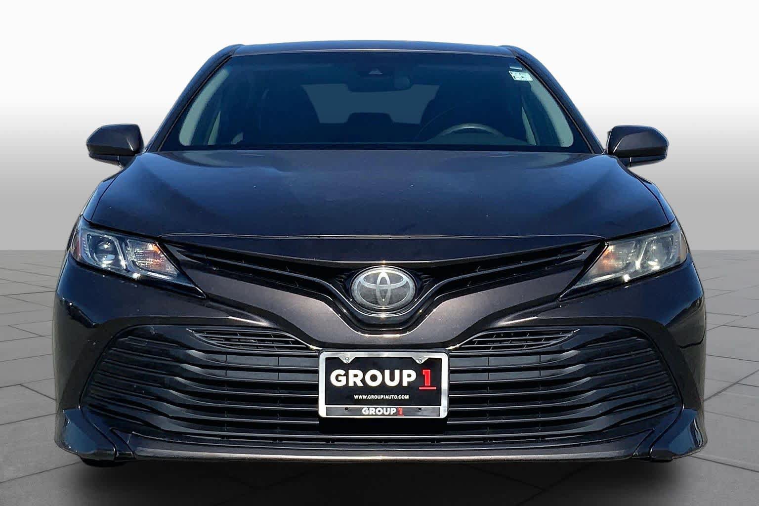 Used 2018 Toyota Camry LE FWD image 4