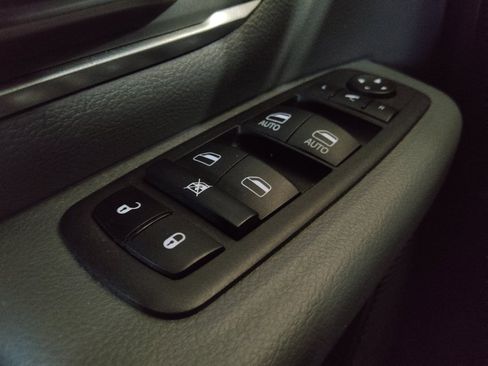 Used 2022 RAM 1500 Big Horn AWD/4WD image 27