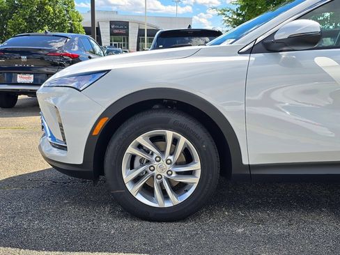 New 2026 Buick Envista Preferred FWD image 33