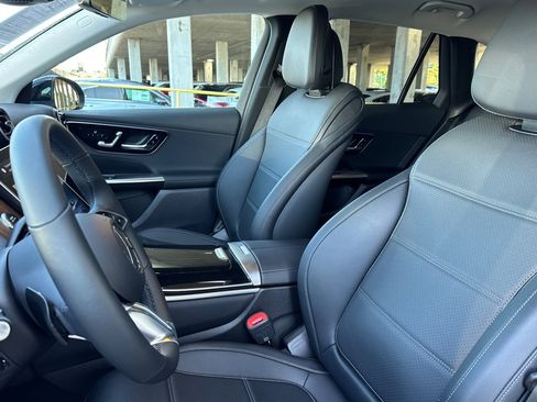 Certified 2025 Mercedes-Benz GLC 350e 4MATIC image 5
