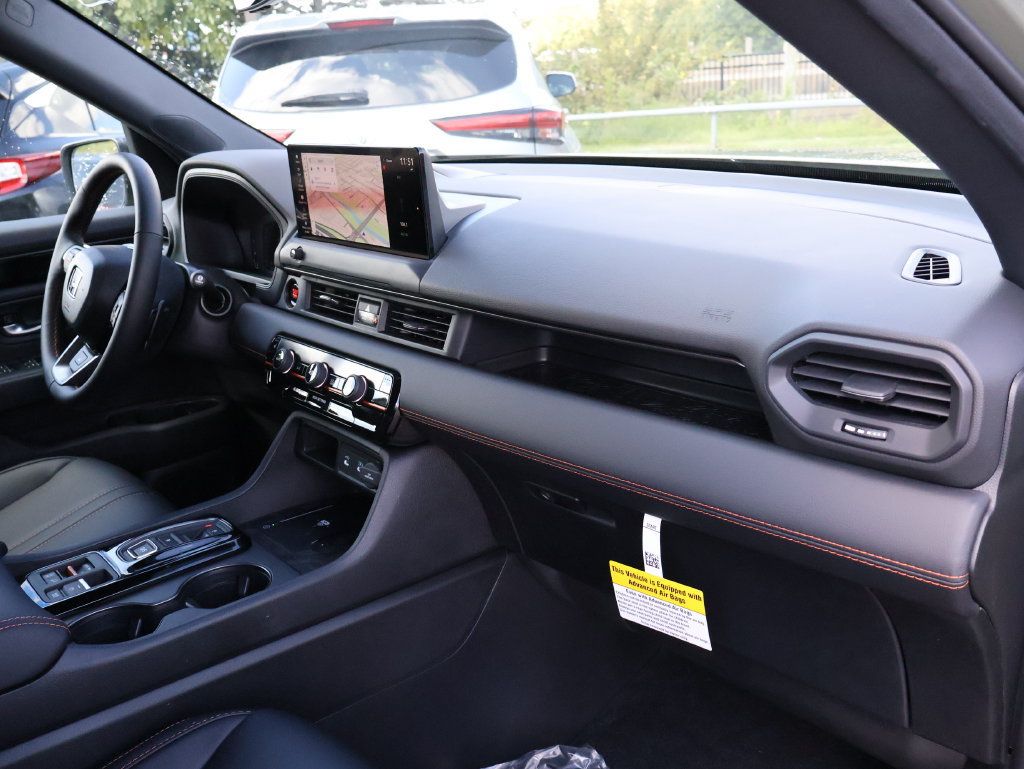 New 2026 Honda Pilot TrailSport image 9