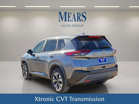 Used 2023 Nissan Rogue SV image 4