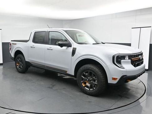 New 2026 Ford Maverick Tremor AWD/4WD image 3