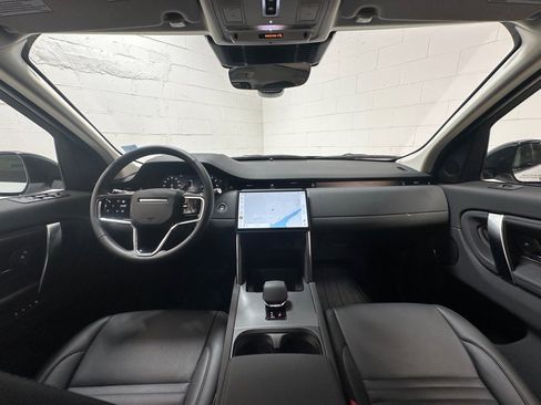 New 2025 Land Rover Discovery Sport S image 10