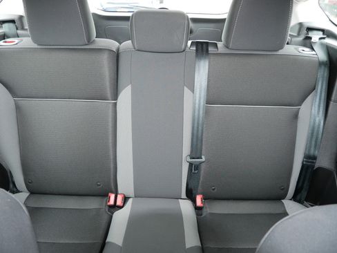 Used 2014 Ford Focus SE w/ SE Winter Package FWD image 13
