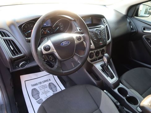 Used 2014 Ford Focus SE image 6
