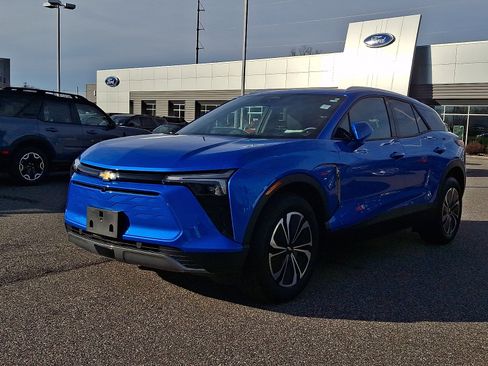 Used 2024 Chevrolet Blazer EV LT image 4