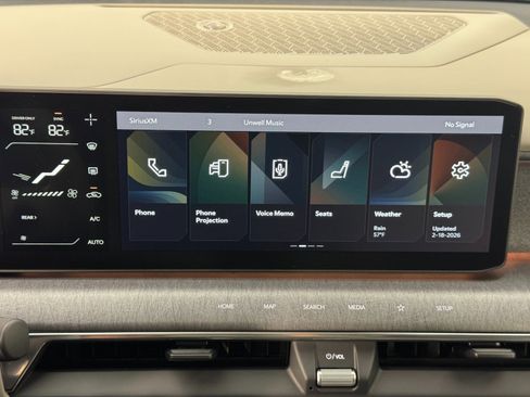 Used 2024 Kia EV9 Land image 30