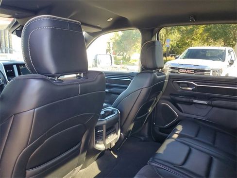 Used 2024 RAM 1500 Laramie image 28