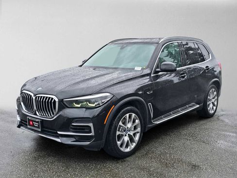 Used 2022 BMW X5 xDrive45e w/ Climate Comfort Package AWD/4WD image 3