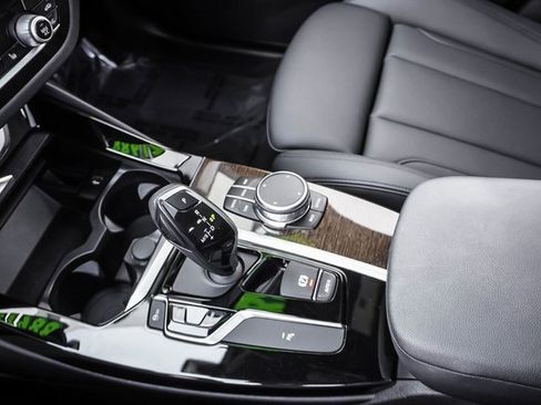 Used 2019 BMW X3 sDrive30i w/ Premium Package image 17