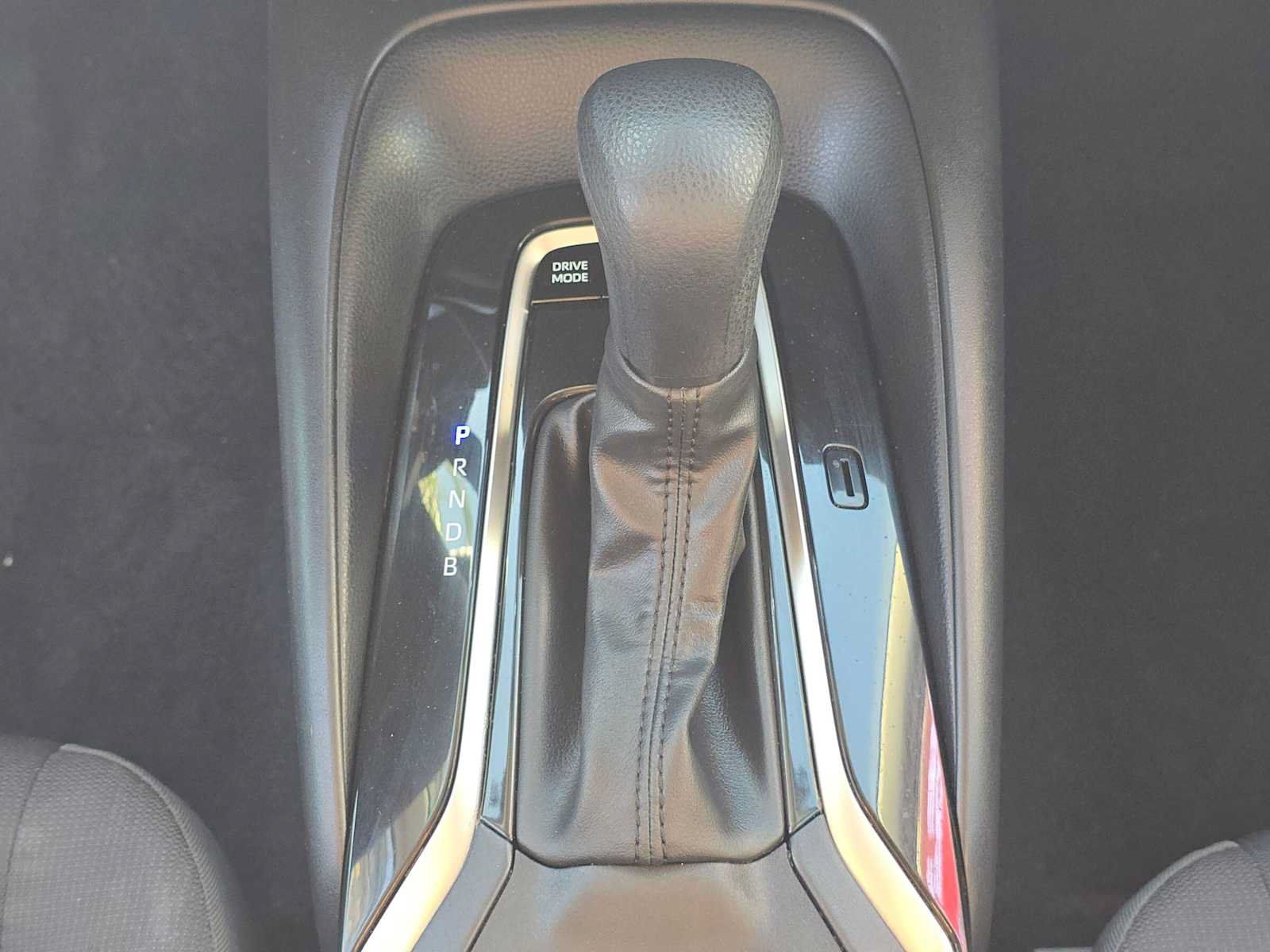 Certified 2023 Toyota Corolla LE FWD image 31