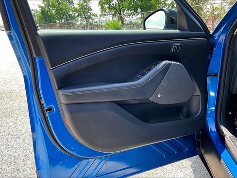 Used 2025 Ford Mustang Mach-E Premium AWD/4WD image 21