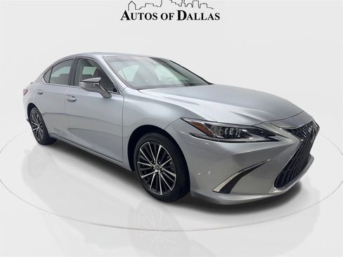 Used 2023 Lexus ES 300h w/ Premium Package image 4