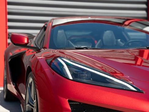 Used 2025 Chevrolet Corvette Z06 w/ Z07 Performance Package image 23