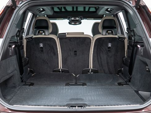 New 2026 Volvo XC90 B6 Plus w/ Protection Package image 10