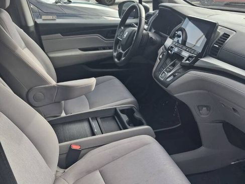 Used 2018 Honda Odyssey EX image 12
