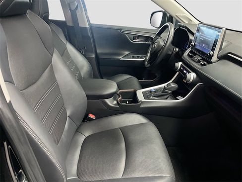 Used 2022 Toyota RAV4 Limited w/ Limited Grade Weather Package image 28