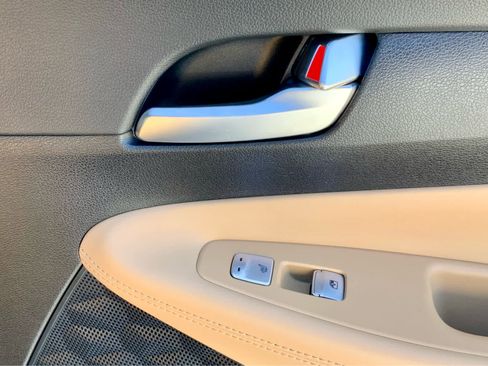 Used 2022 Hyundai Santa Fe Calligraphy image 53