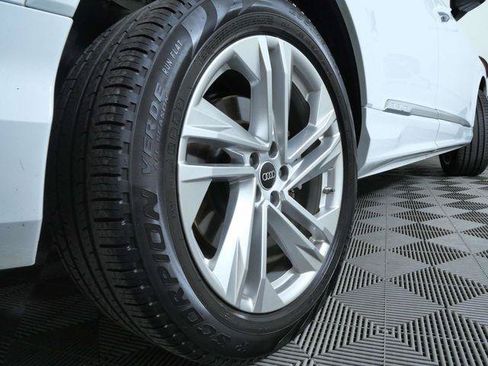 Used 2023 Audi Q7 2.0T Premium w/ Convenience Package AWD/4WD image 9
