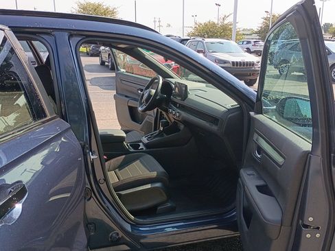 Used 2026 Honda CR-V TrailSport image 16