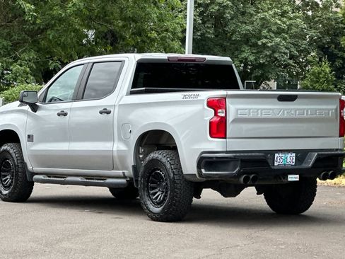 Used 2019 Chevrolet Silverado 1500 Custom Trail Boss w/ Custom Convenience Package AWD/4WD image 6