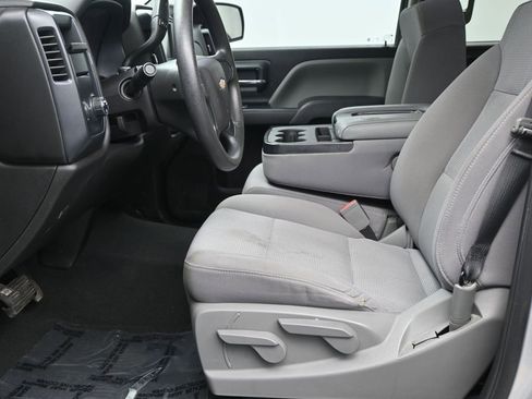 Used 2019 Chevrolet Silverado 1500 Custom w/ Custom Convenience Package image 11