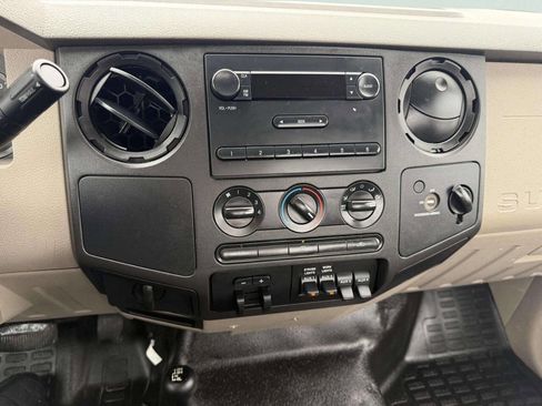 Used 2009 Ford F250 XL image 23