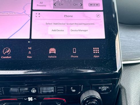 Used 2025 Jeep Grand Cherokee L Limited image 35