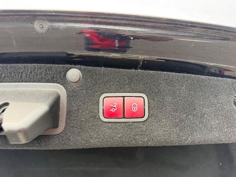 Used 2015 Mercedes-Benz S 550 4MATIC Sedan image 8