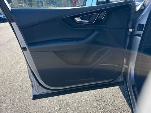 Used 2019 Audi Q7 3.0T Premium Plus image 16