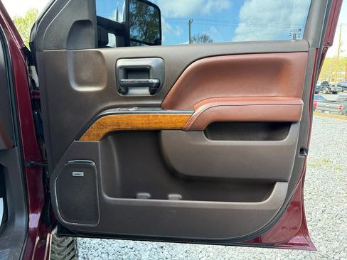 Used 2016 Chevrolet Silverado 3500 High Country w/ Duramax Plus Package image 24