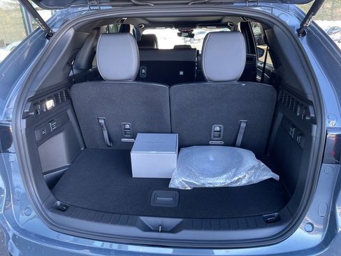New 2026 MAZDA CX-90 Plug-In Hybrid w/ Premium Plus image 9