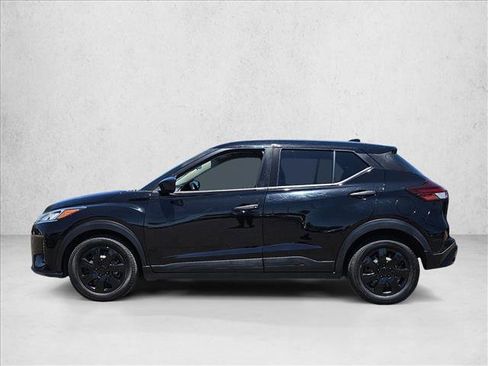 Used 2021 Nissan Kicks S FWD image 9