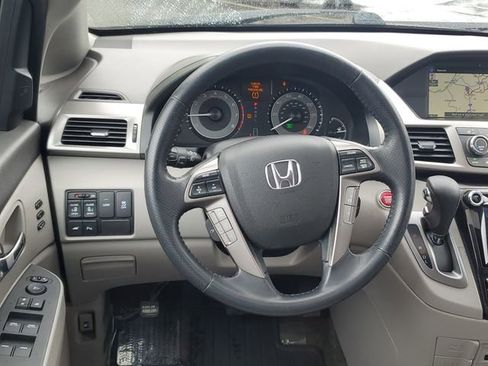 Used 2016 Honda Odyssey Touring Elite image 12