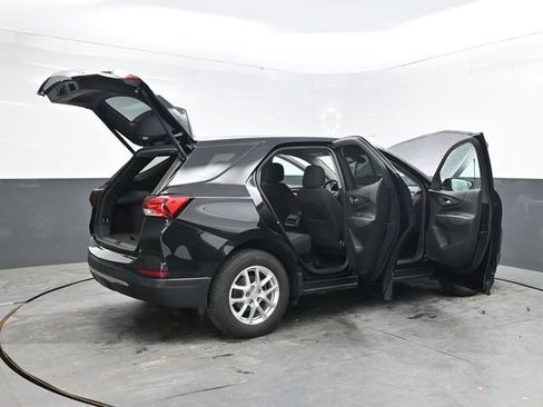 Used 2023 Chevrolet Equinox LT AWD/4WD image 39