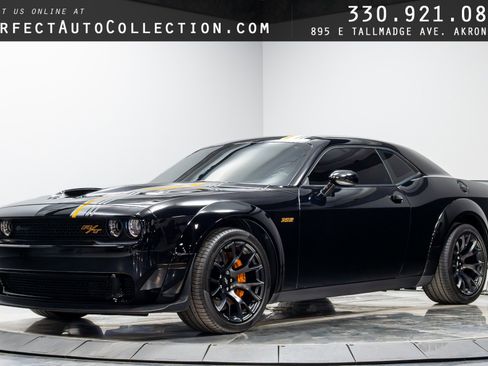 Used 2022 Dodge Challenger R/T Scat Pack image 1