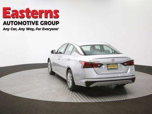 Used 2023 Nissan Altima 2.5 S FWD image 64