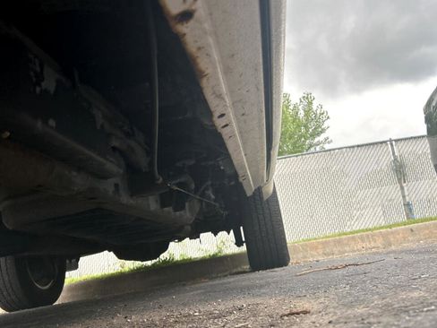 Used 2005 Ford F150 XLT image 16