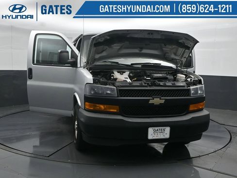 Used 2019 Chevrolet Express 3500 LS image 47